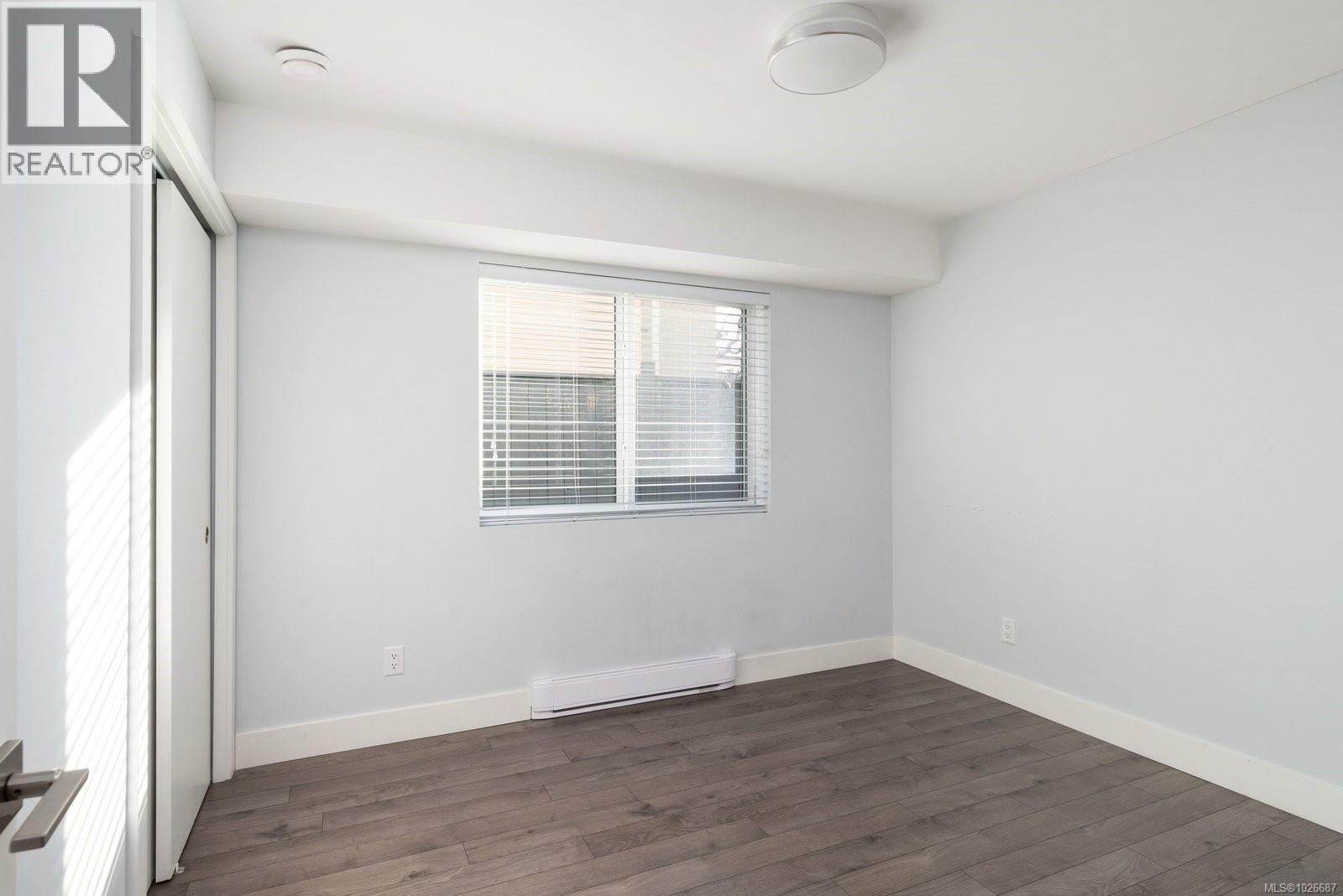  2318 Shakespeare Street, Victoria