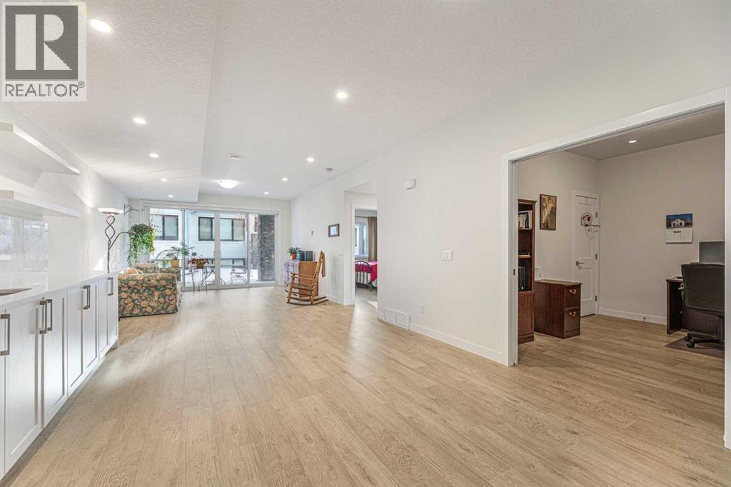 Single Family House for Sale in  Crestmont Boulevard SW Crestmont Calgary 