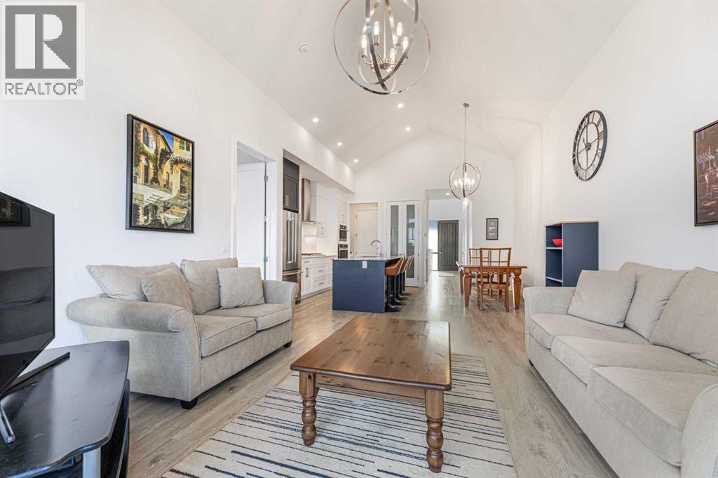 Single Family House for Sale in  Crestmont Boulevard SW Crestmont Calgary 