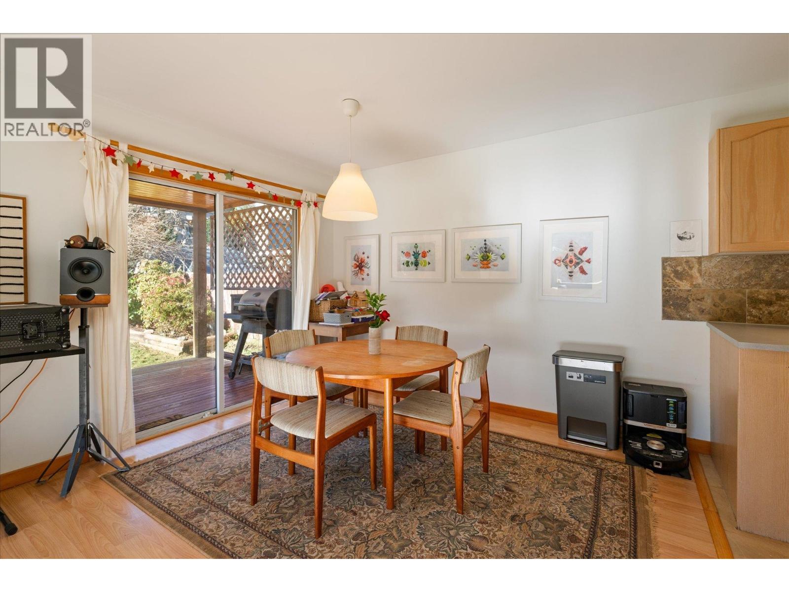 1045 NORTHRIDGE DRIVE, Squamish