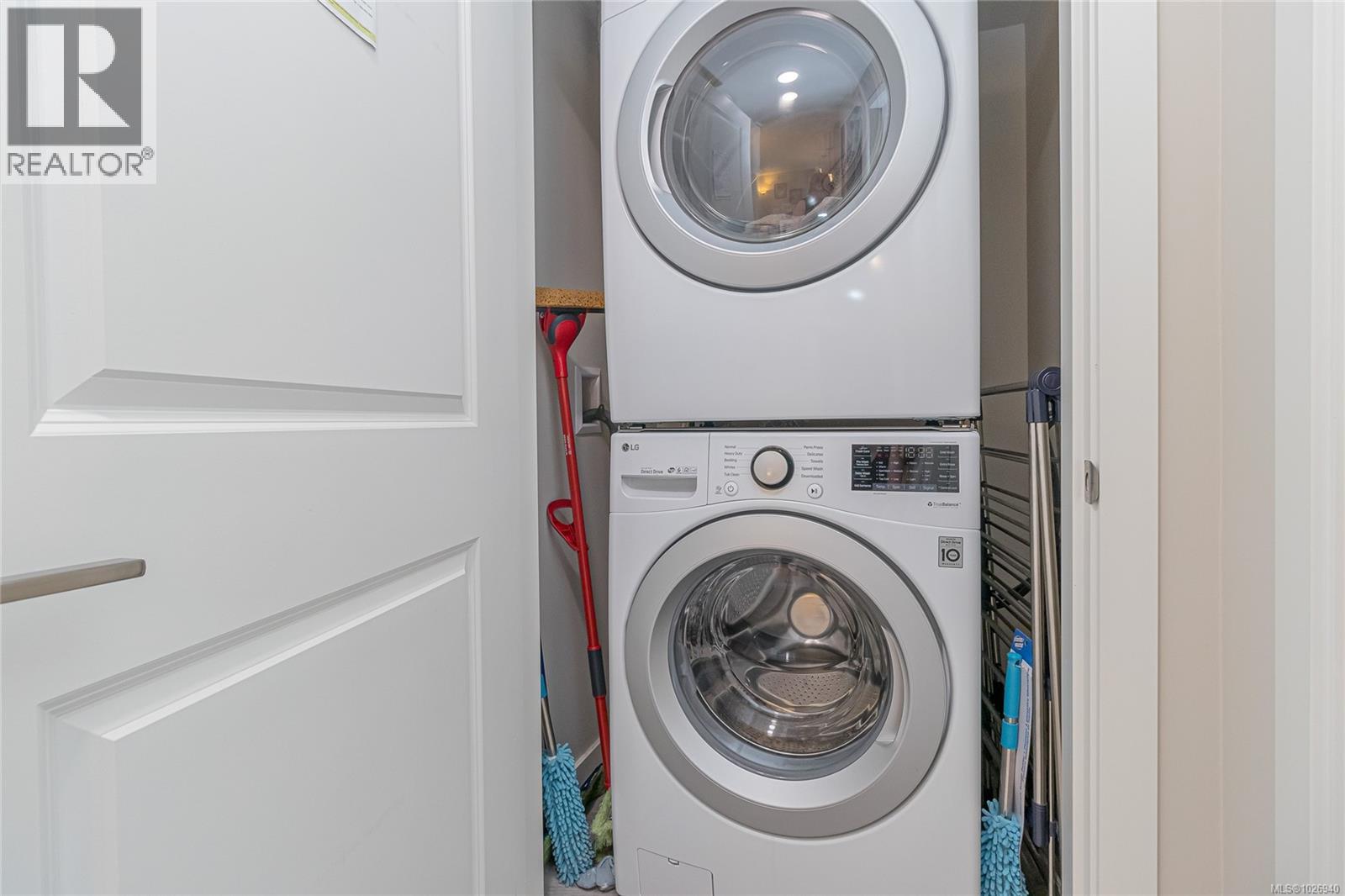 #213 110 PRESLEY PL - 25