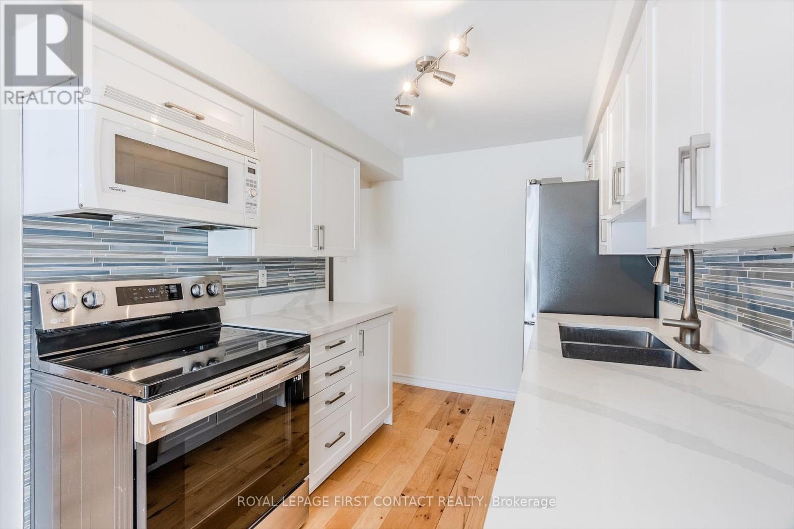 269 DUNSMORE LANE - Photo 4 of 26, Barrie (Georgian Drive), Ontario