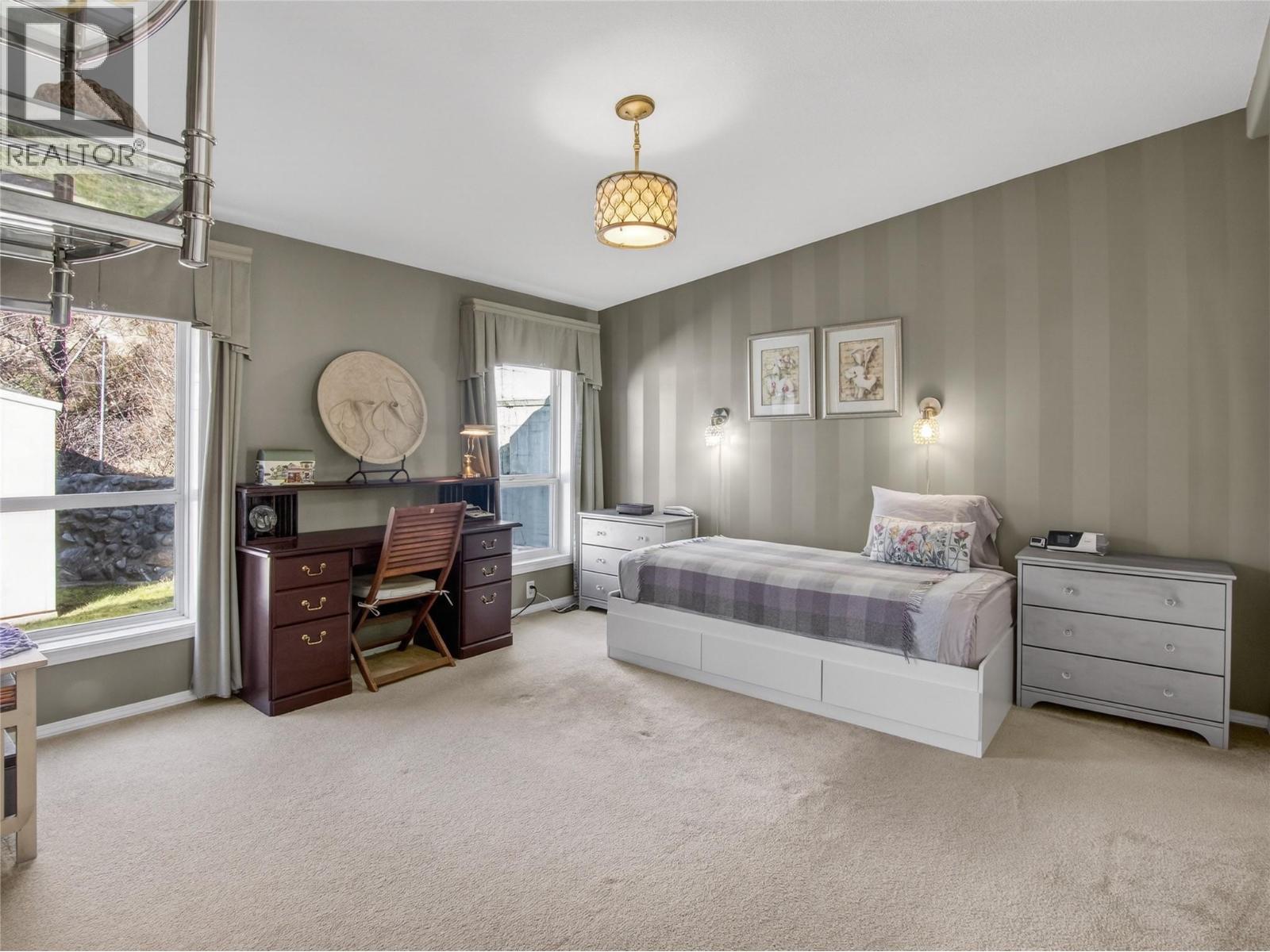 797 Eckhardt Avenue E, Penticton