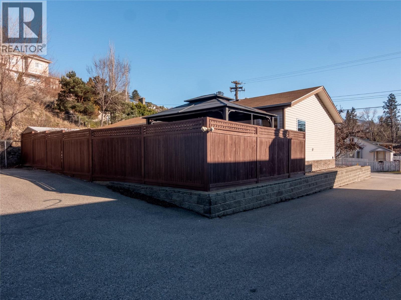 797 Eckhardt Avenue E, Penticton