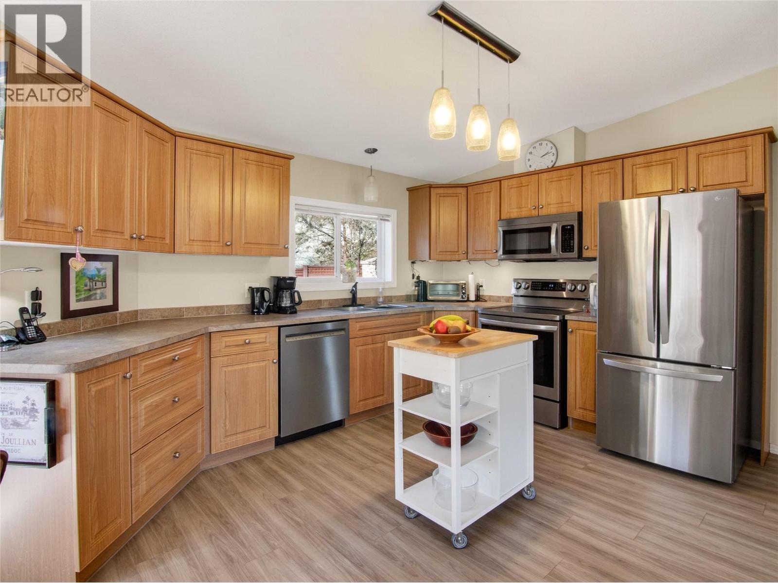 797 Eckhardt Avenue E, Penticton