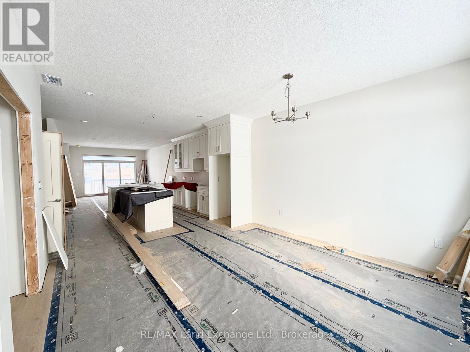 443 IVINGS DRIVE - Photo 4 of 15, Saugeen Shores, Ontario