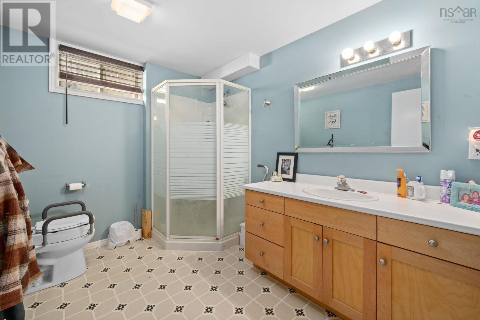 Property 36 of 50 of 104 Terra Nova Drive