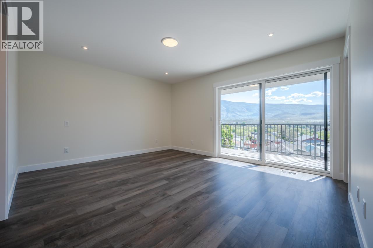 6380 Okanagan Street, Oliver