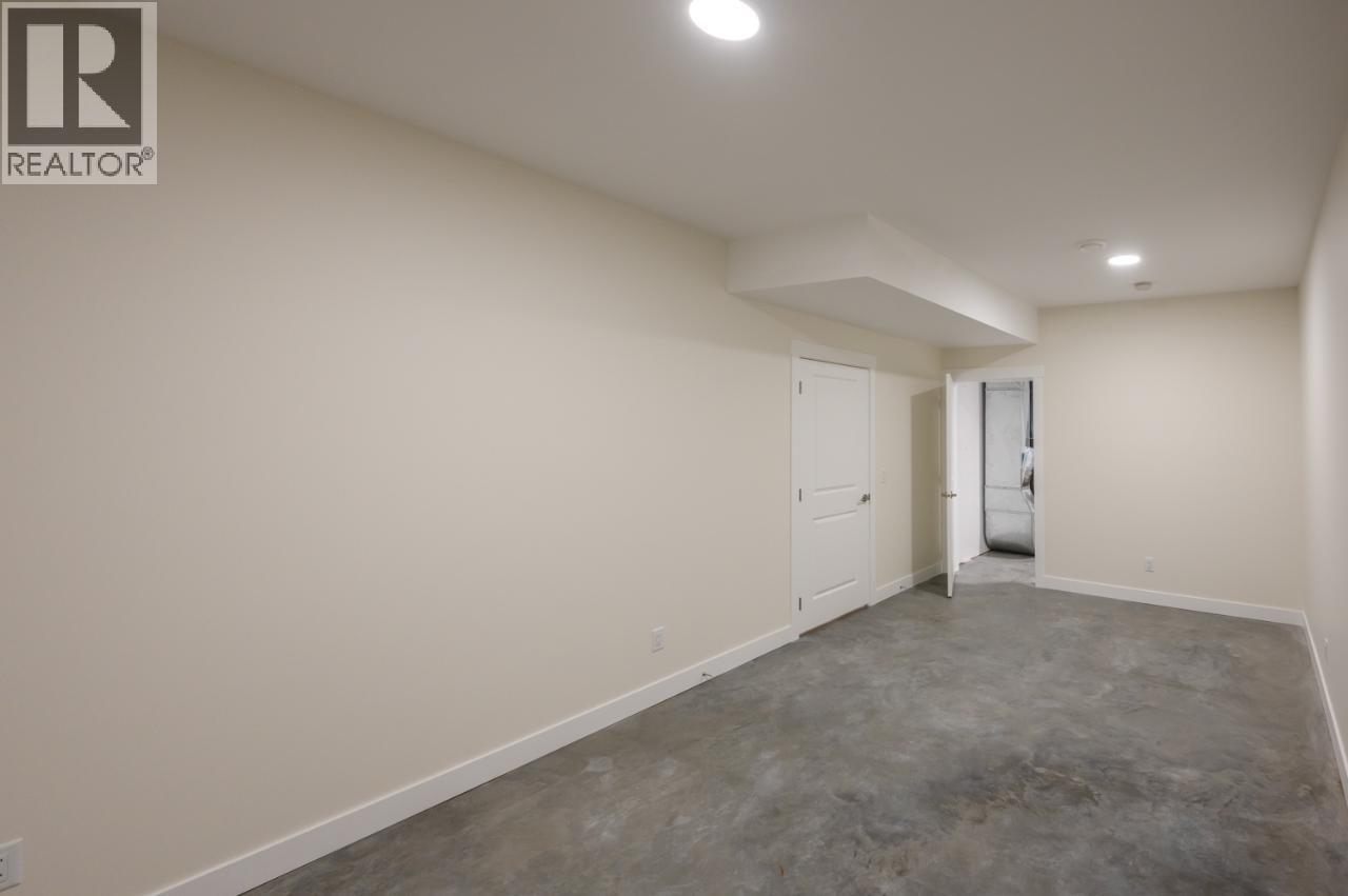 6380 Okanagan Street, Oliver