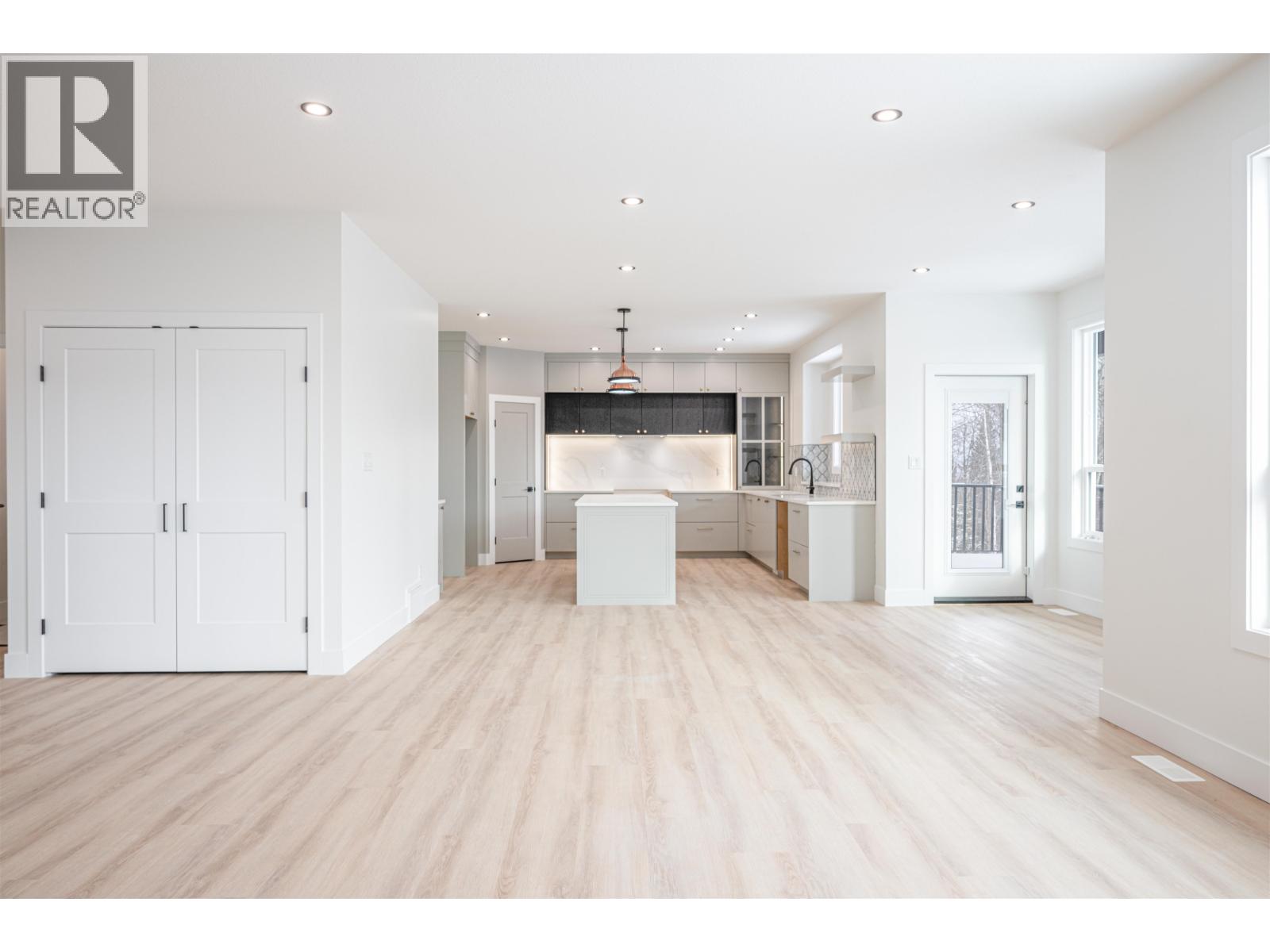 3930 ESTABROOK COURT - 10