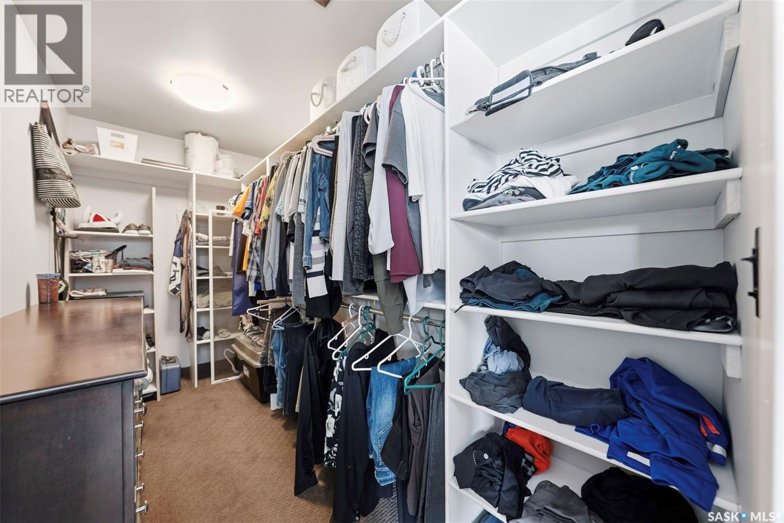 Single Family House 2 Level for Sale in  Sauer CRESCENT Saskatoon 