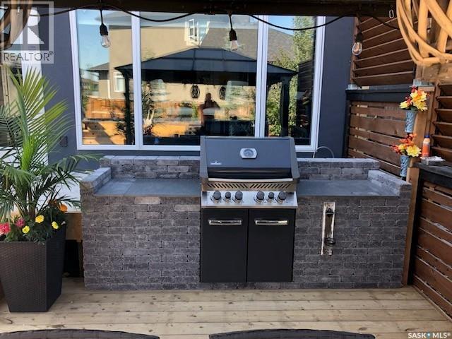 Single Family House 2 Level for Sale in  Sauer CRESCENT Saskatoon 