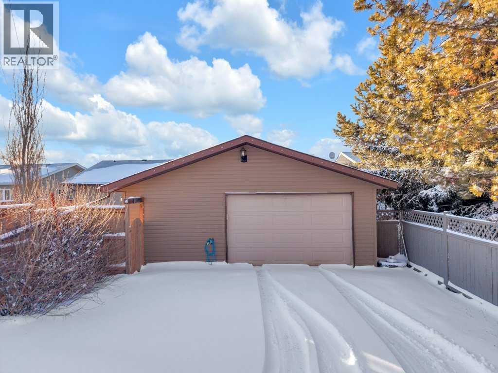 4620 53 Street - Photo 4 of 49, Rimbey, Alberta