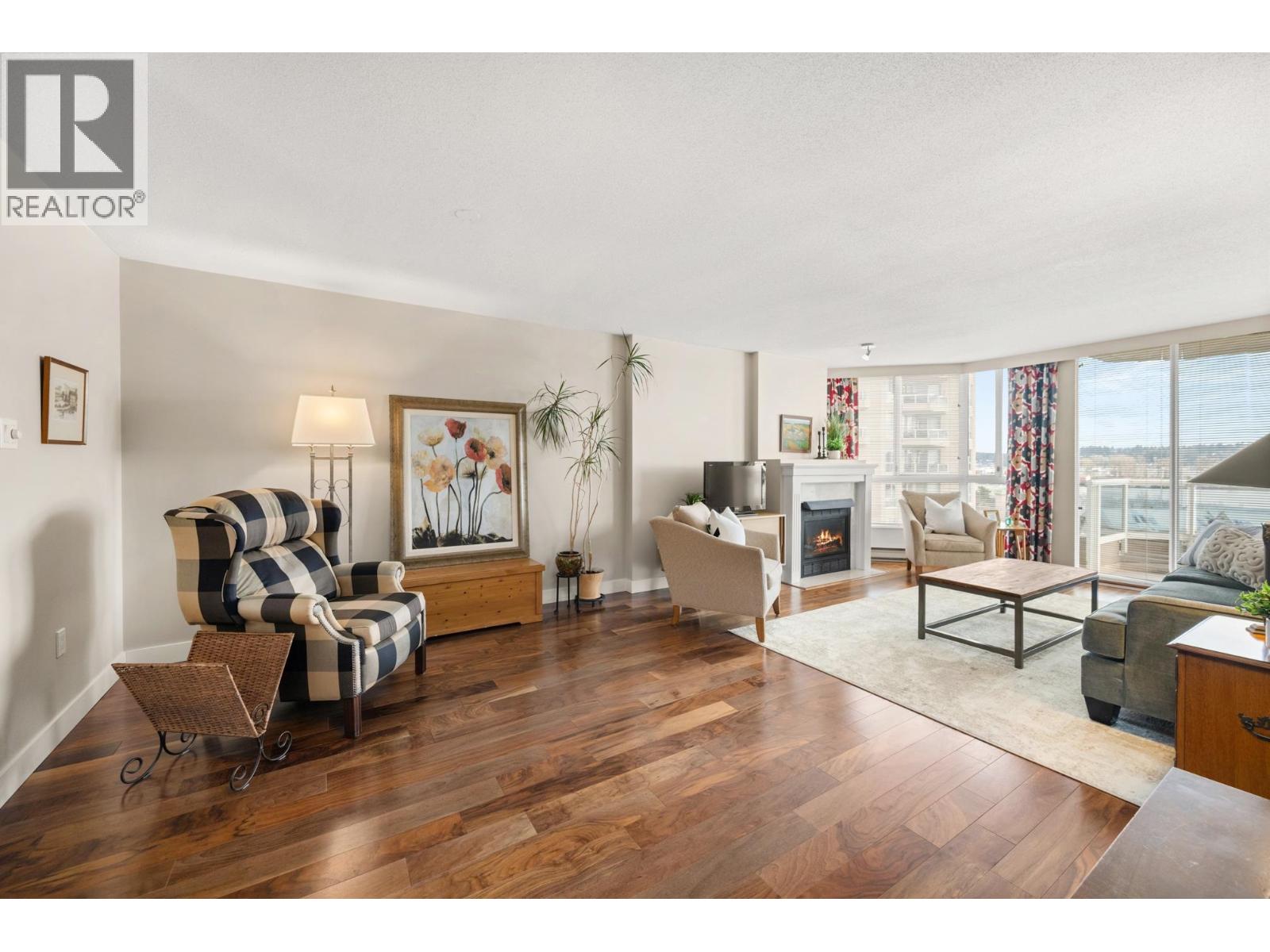 1105 1235 QUAYSIDE Drive - photo 2