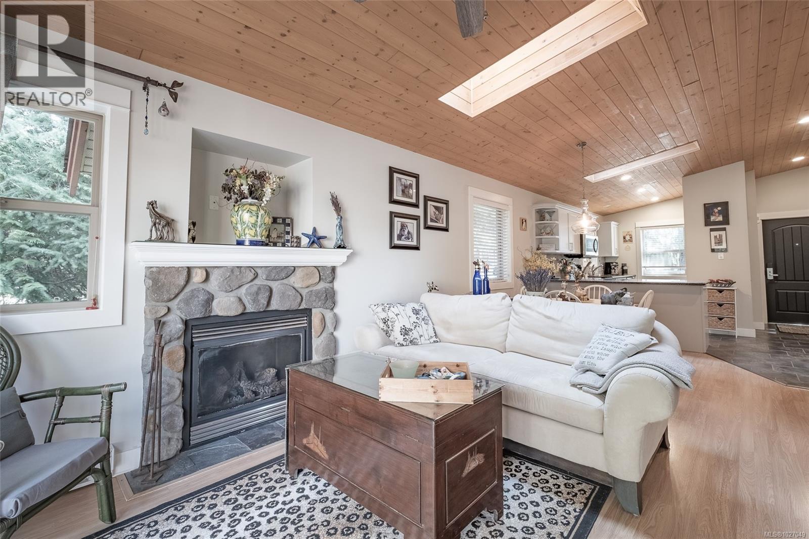 #161 1080 RESORT DR - 14