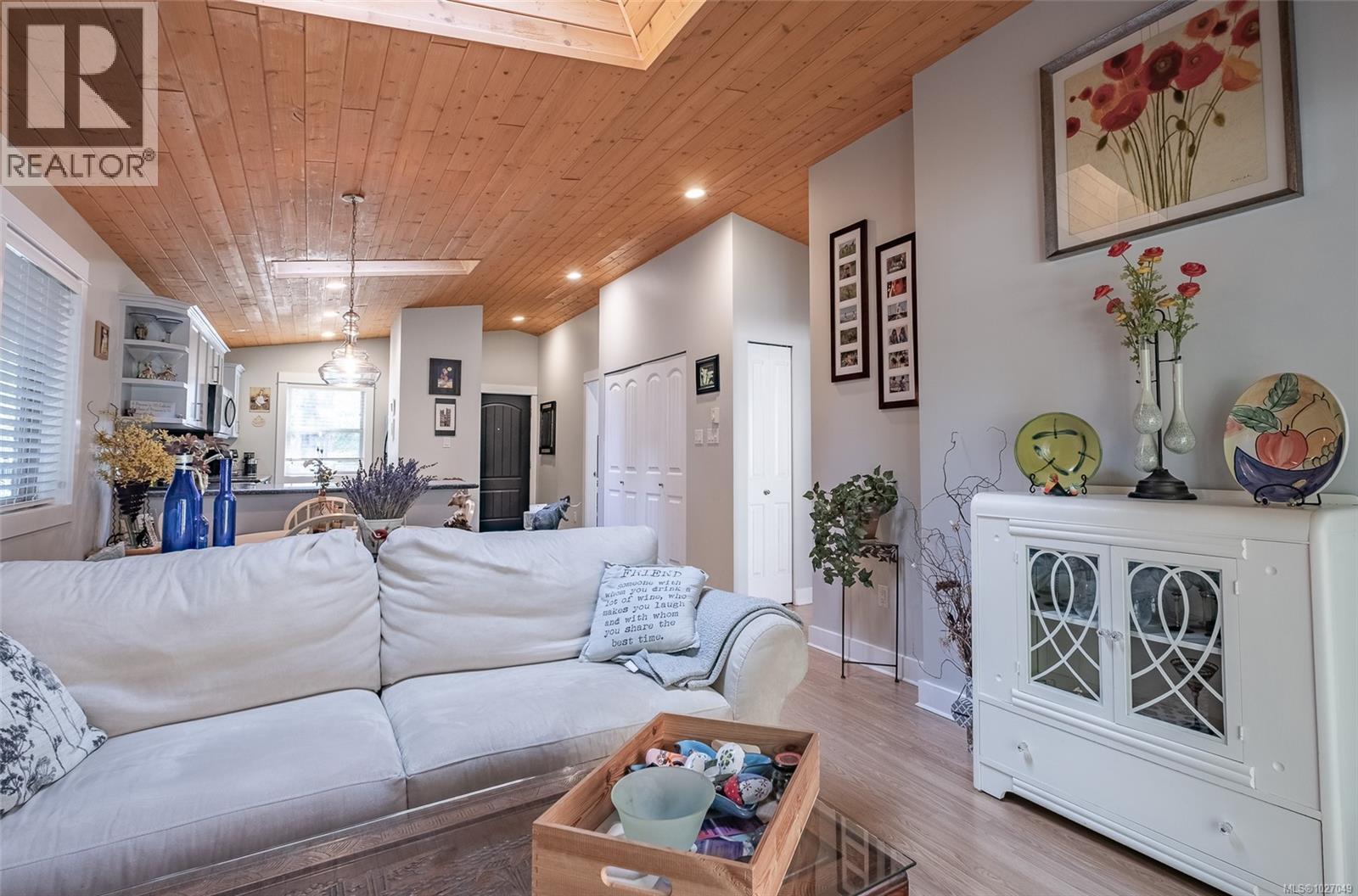 #161 1080 RESORT DR - 16