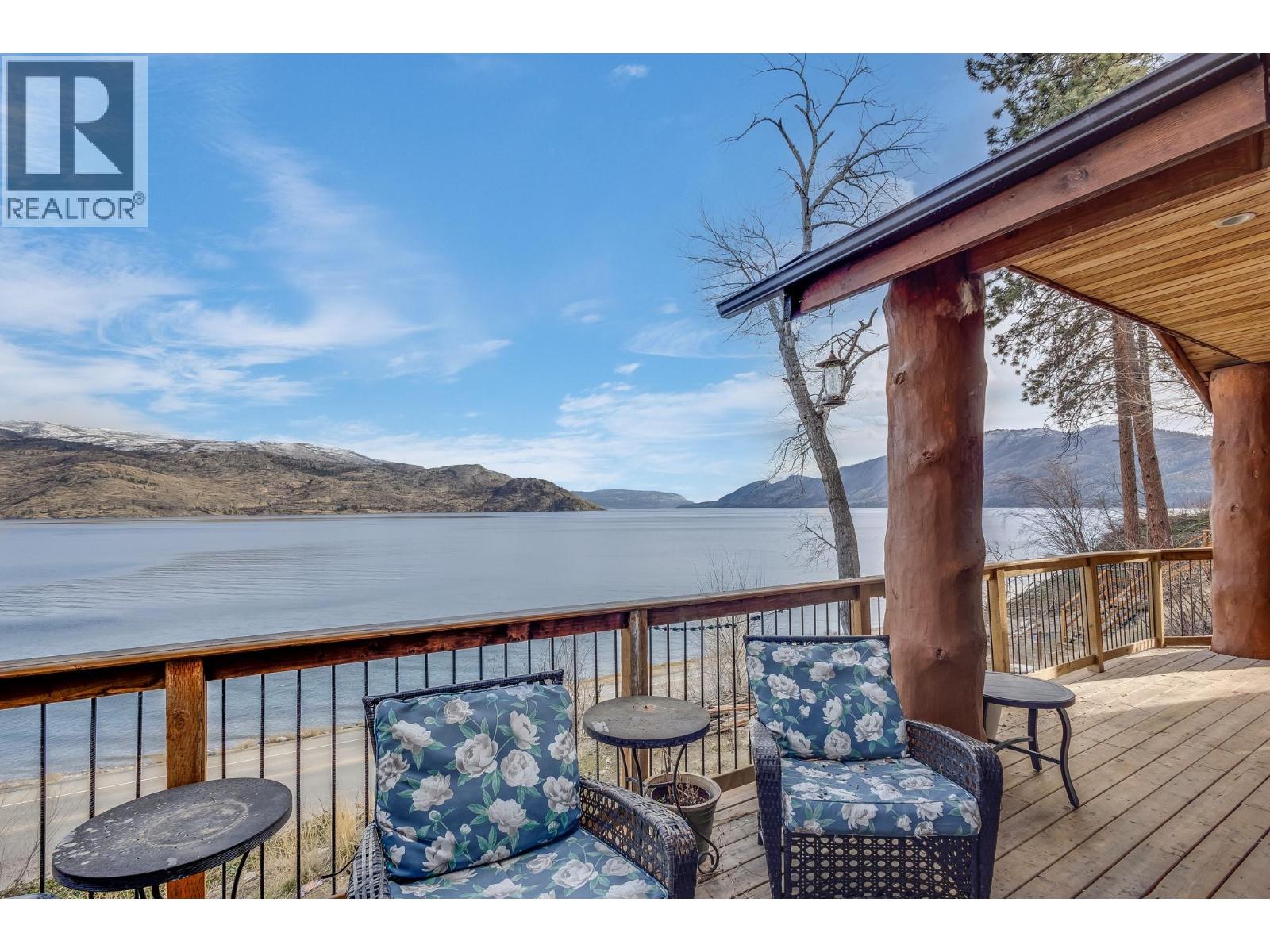 6261 Renfrew Road, Peachland