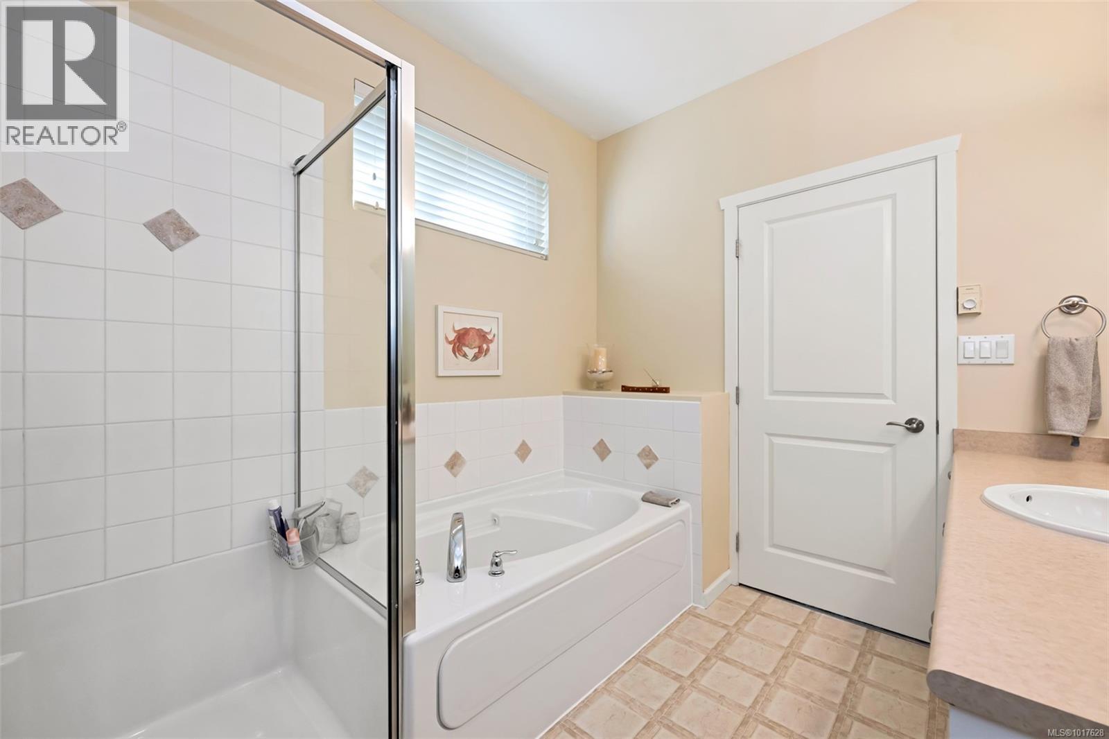 6479 Cedarview Pl, Sooke