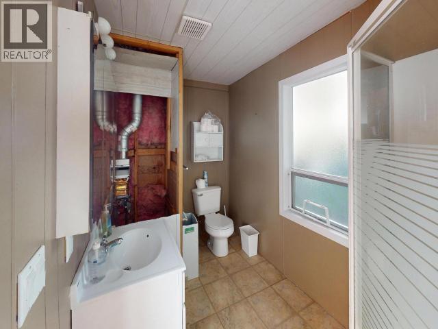 9302 POWELL LAKE, Powell River