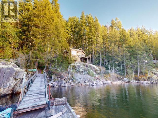 9302 POWELL LAKE, Powell River