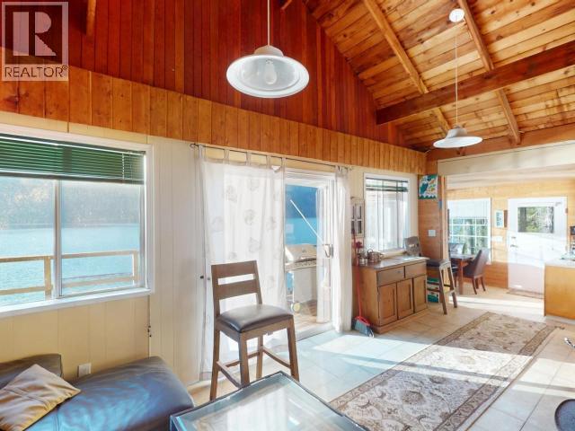 9302 POWELL LAKE, Powell River