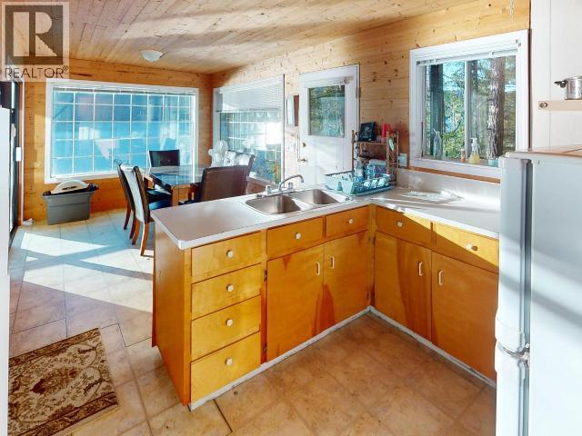 9302 POWELL LAKE - 9