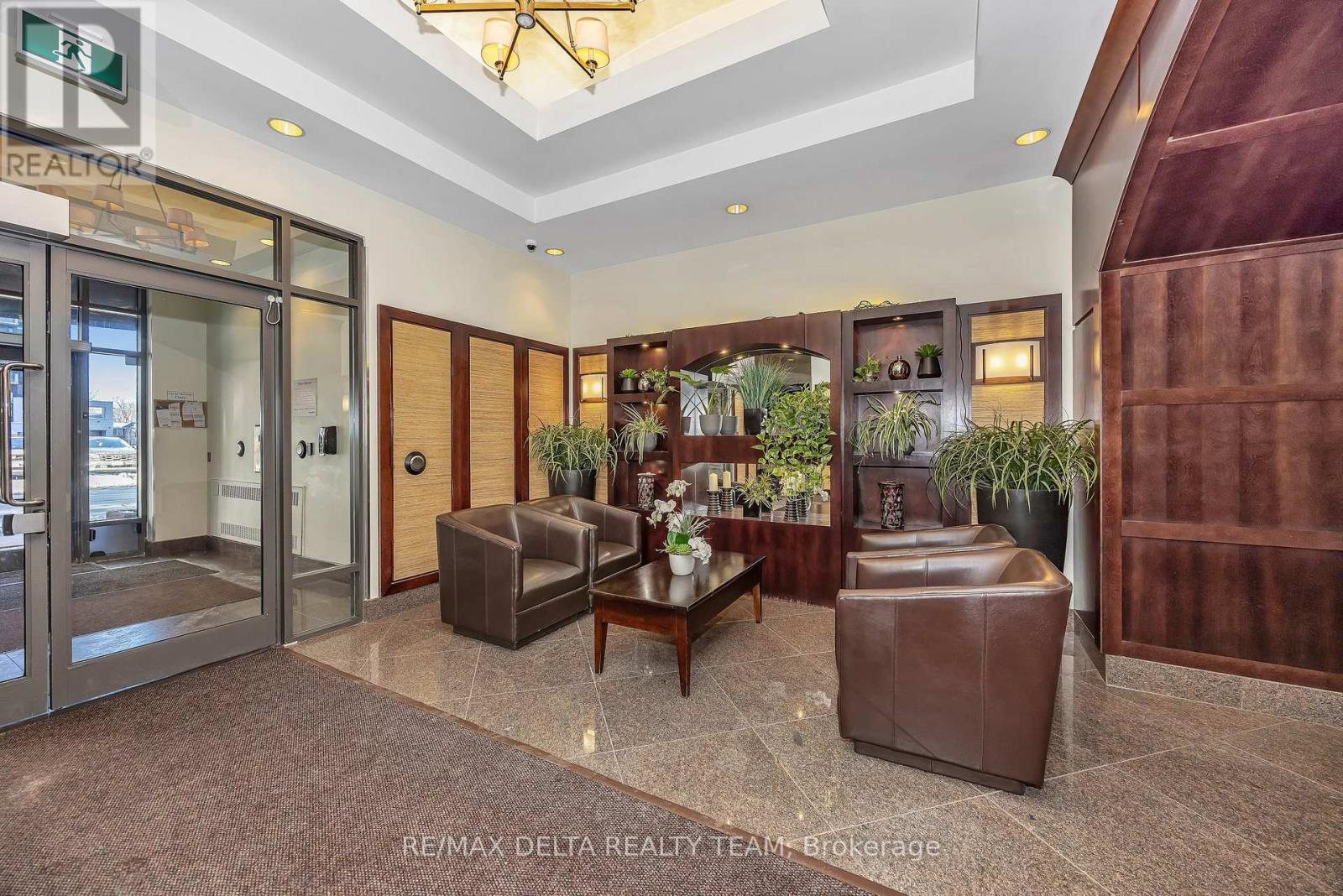 #1006 200 BESSERER STREET - 6