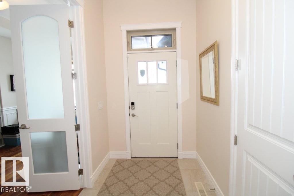 176 Ambleside DR SW, Edmonton