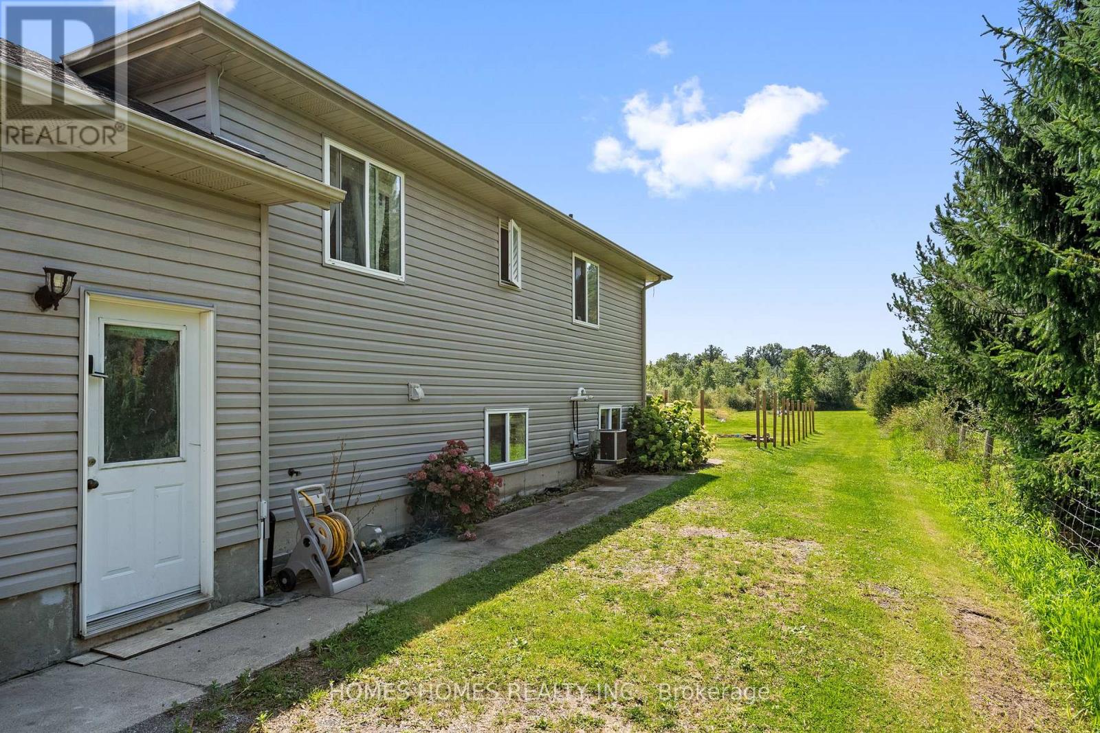 5183 SHERKSTON ROAD - 26