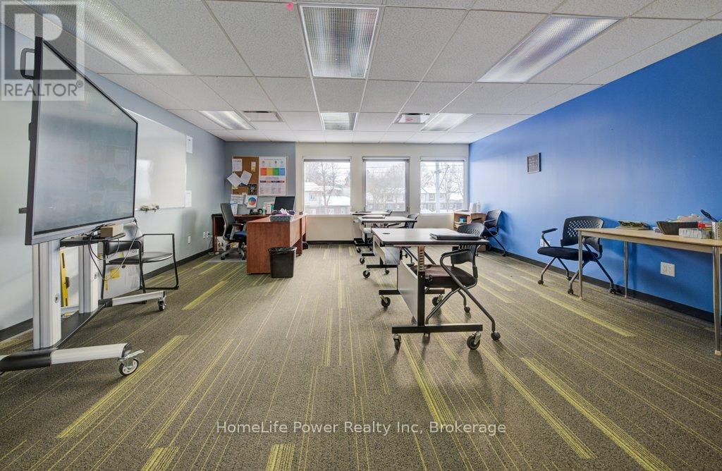 354 Charles Street East — photo 22