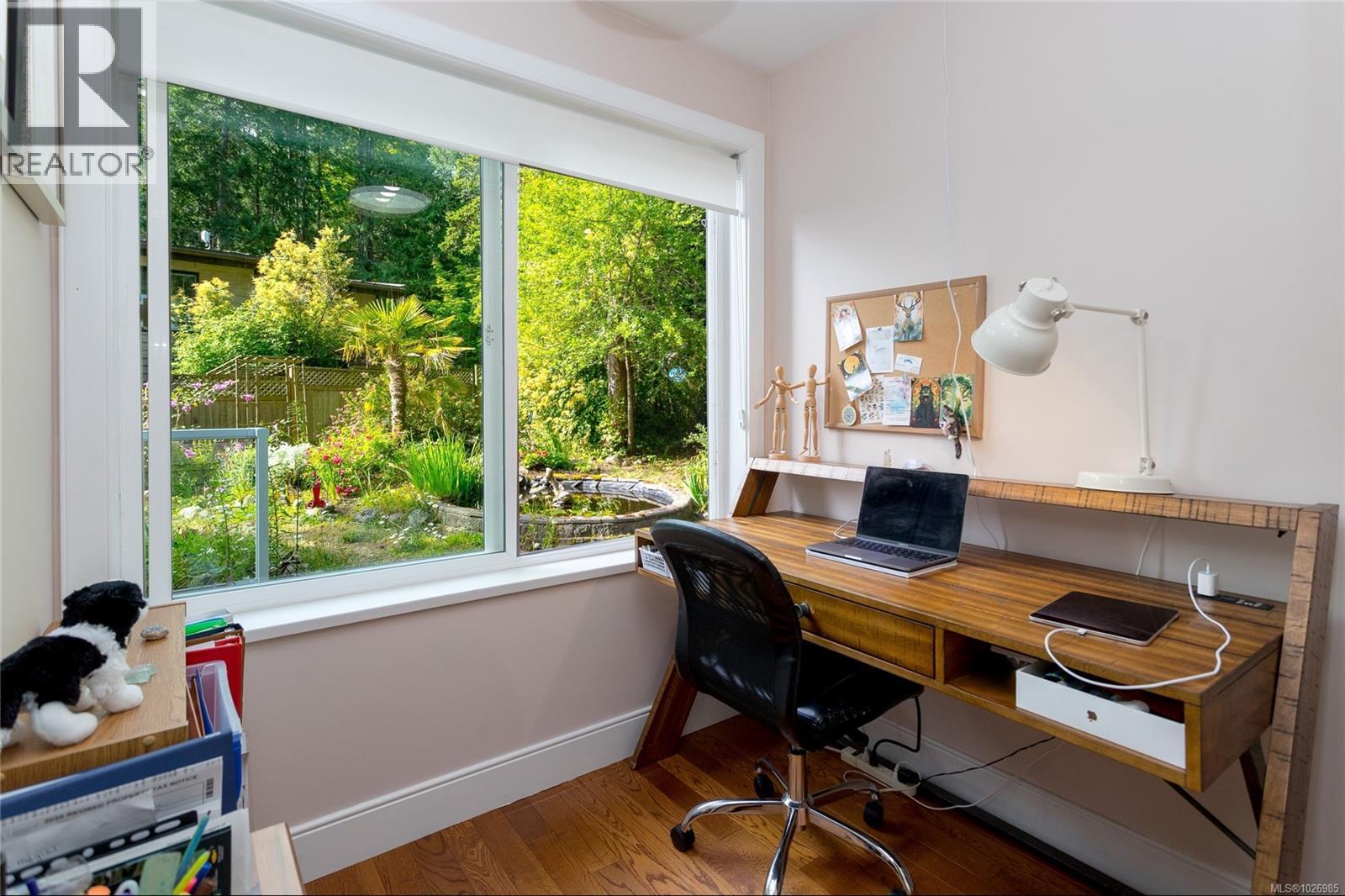  73 McKenzie Crescent, Piers Island