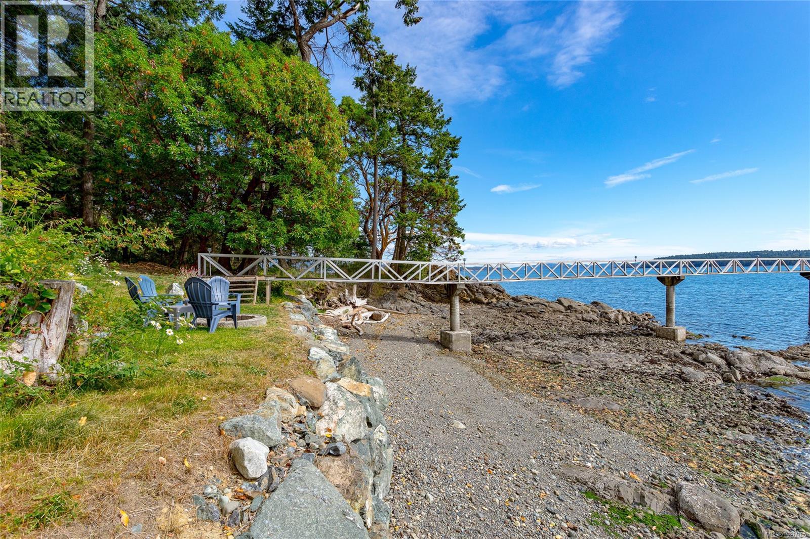  73 McKenzie Crescent, Piers Island