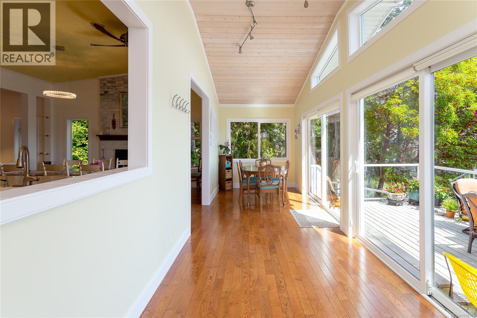  73 McKenzie Crescent, Piers Island