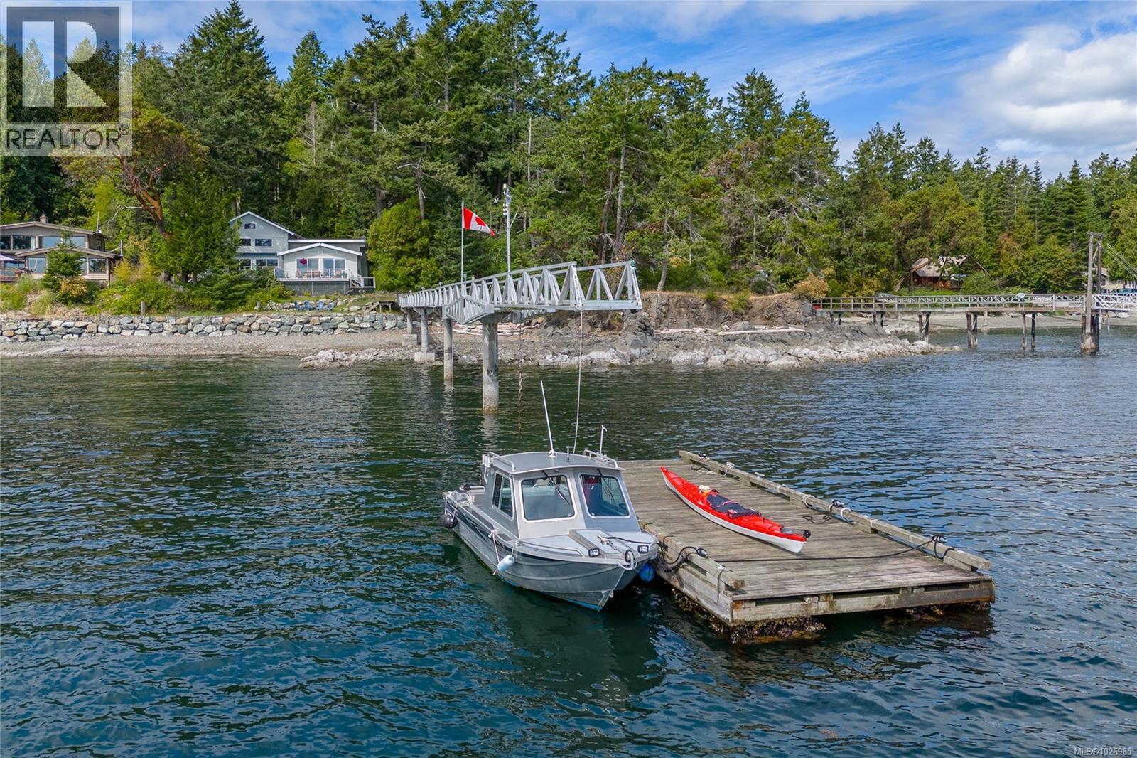  73 McKenzie Crescent, Piers Island