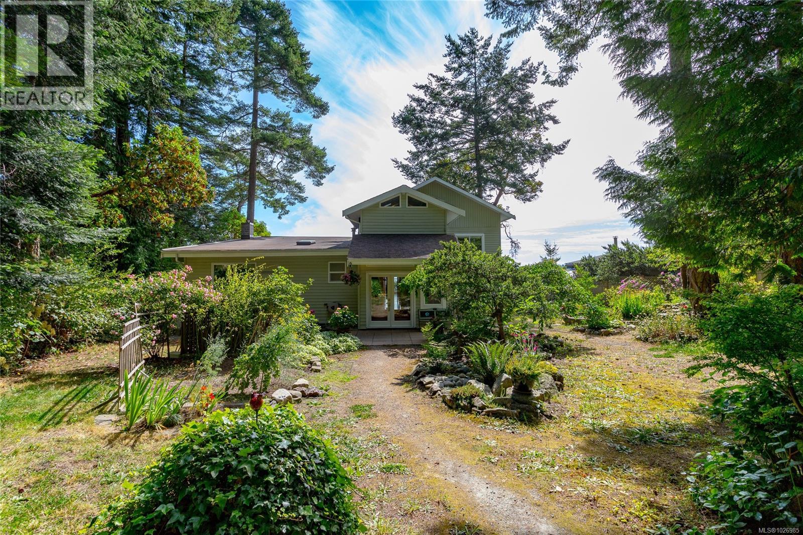  73 McKenzie Crescent, Piers Island