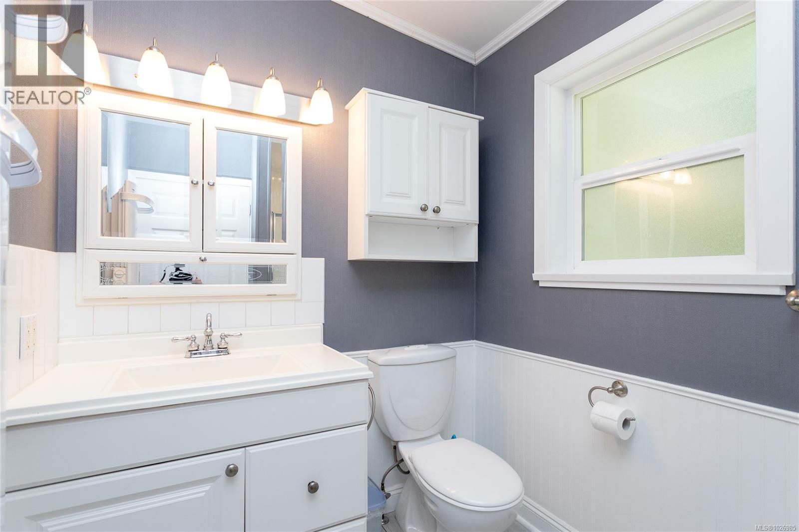  73 McKenzie Crescent, Piers Island