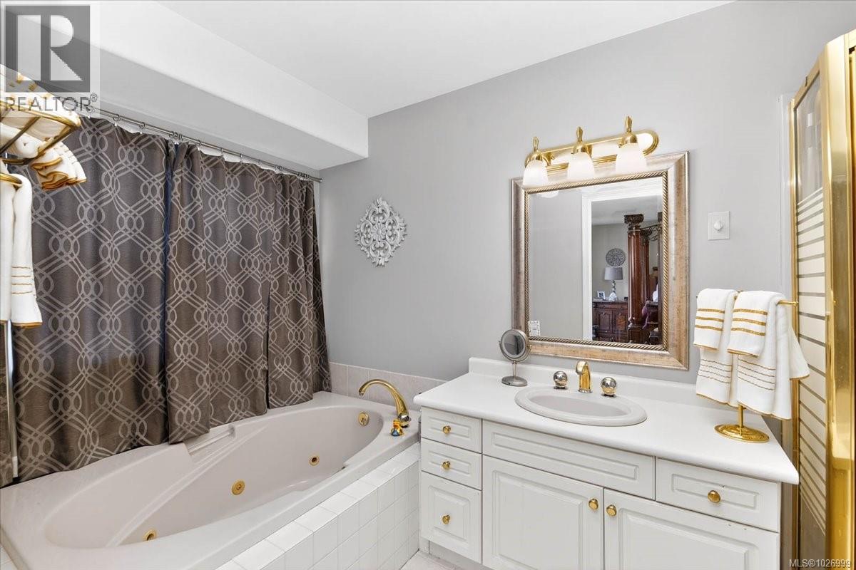 3845 Keeha Dr, Port Alberni