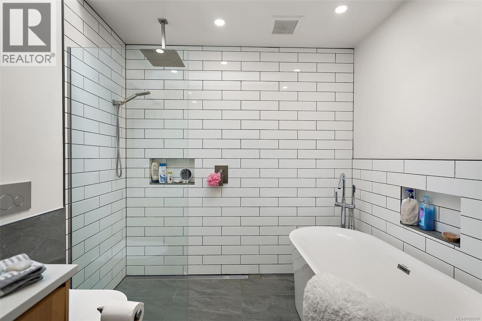 1028 Bramfield Pl, Central Saanich