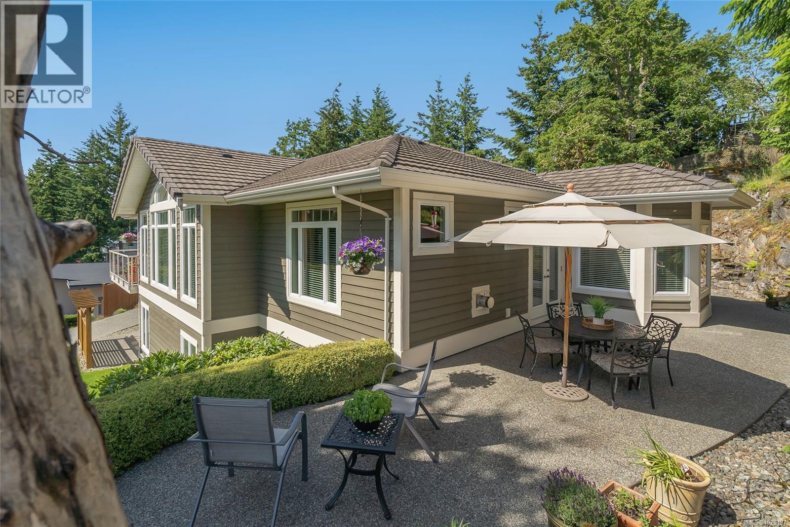 3355 Rockhampton Rd, Nanoose Bay