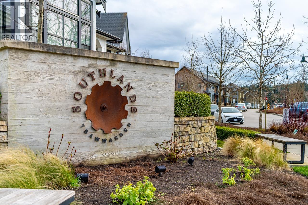 #12-6340 MARKET Avenue, Delta