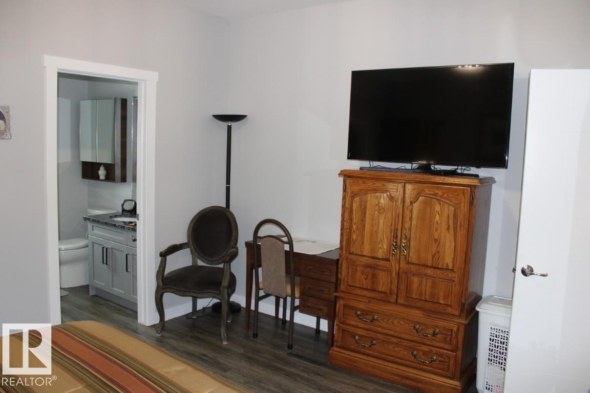 
          22 6519 46 Street
            <br/>
            <span>Wetaskiwin</span>
            , 
            <span>AB</span>
             <span>T9A1Y5</span>
         - Photo 31