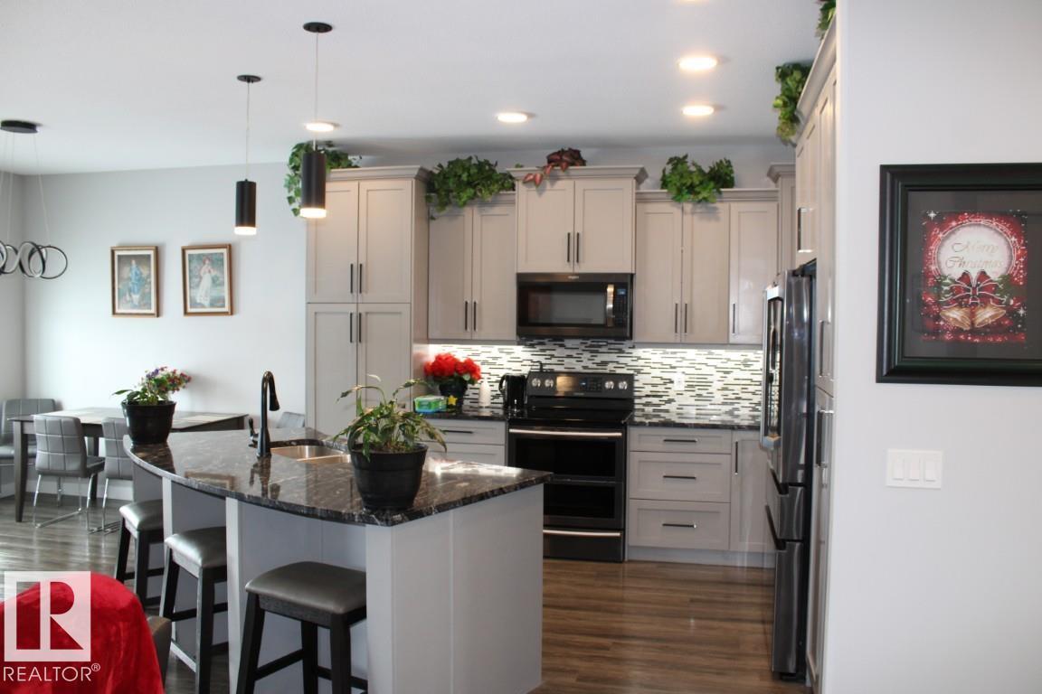 
          22 6519 46 Street
            <br/>
            <span>Wetaskiwin</span>
            , 
            <span>AB</span>
             <span>T9A1Y5</span>
         - Photo 7