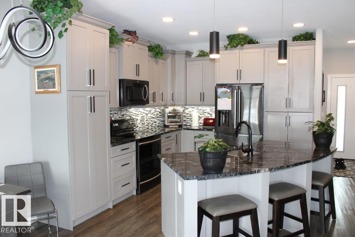 
          22 6519 46 Street
            <br/>
            <span>Wetaskiwin</span>
            , 
            <span>AB</span>
             <span>T9A1Y5</span>
         - Photo 19