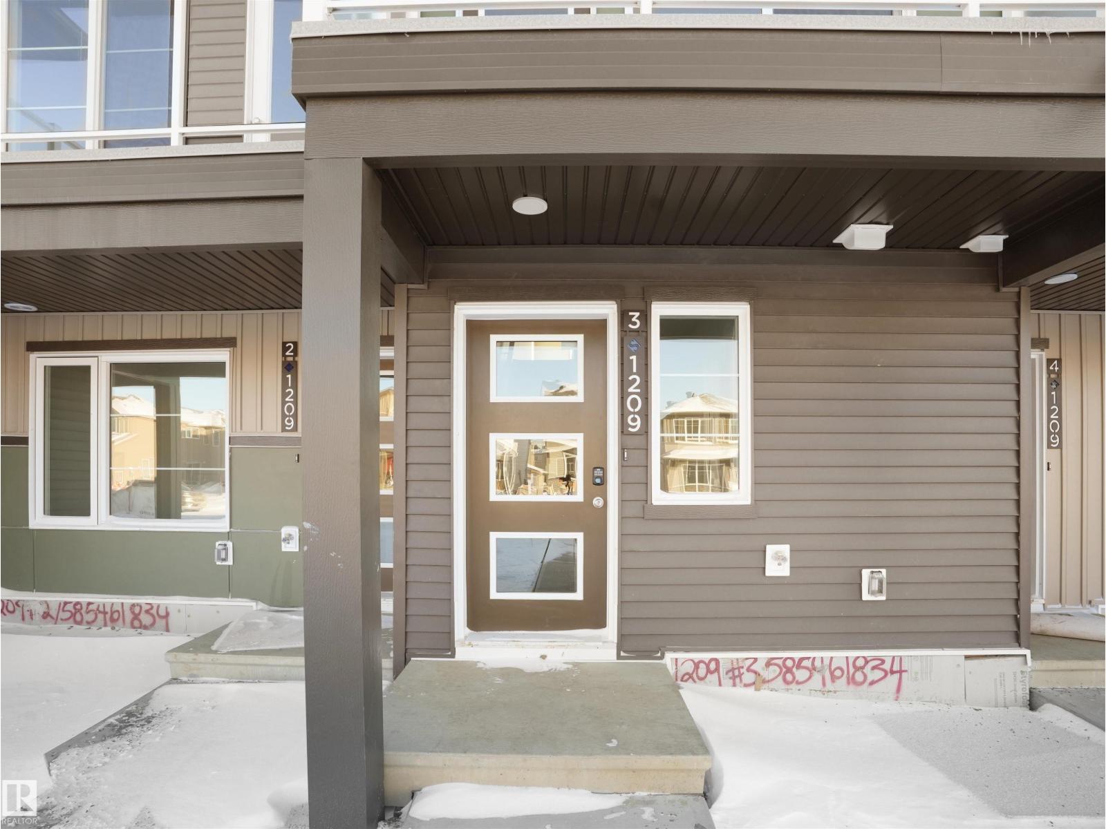 530 Uplands DR NW - 2
