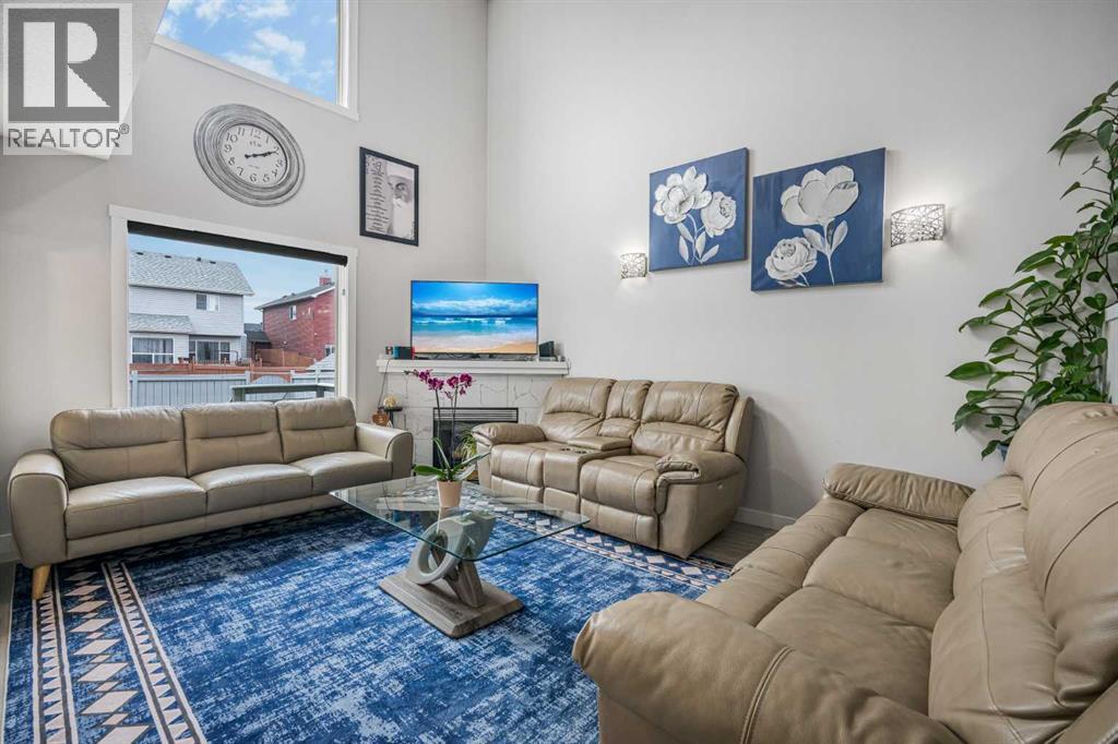 Single Family House for Sale in  Saddleback Way NE Saddle Ridge Calgary 