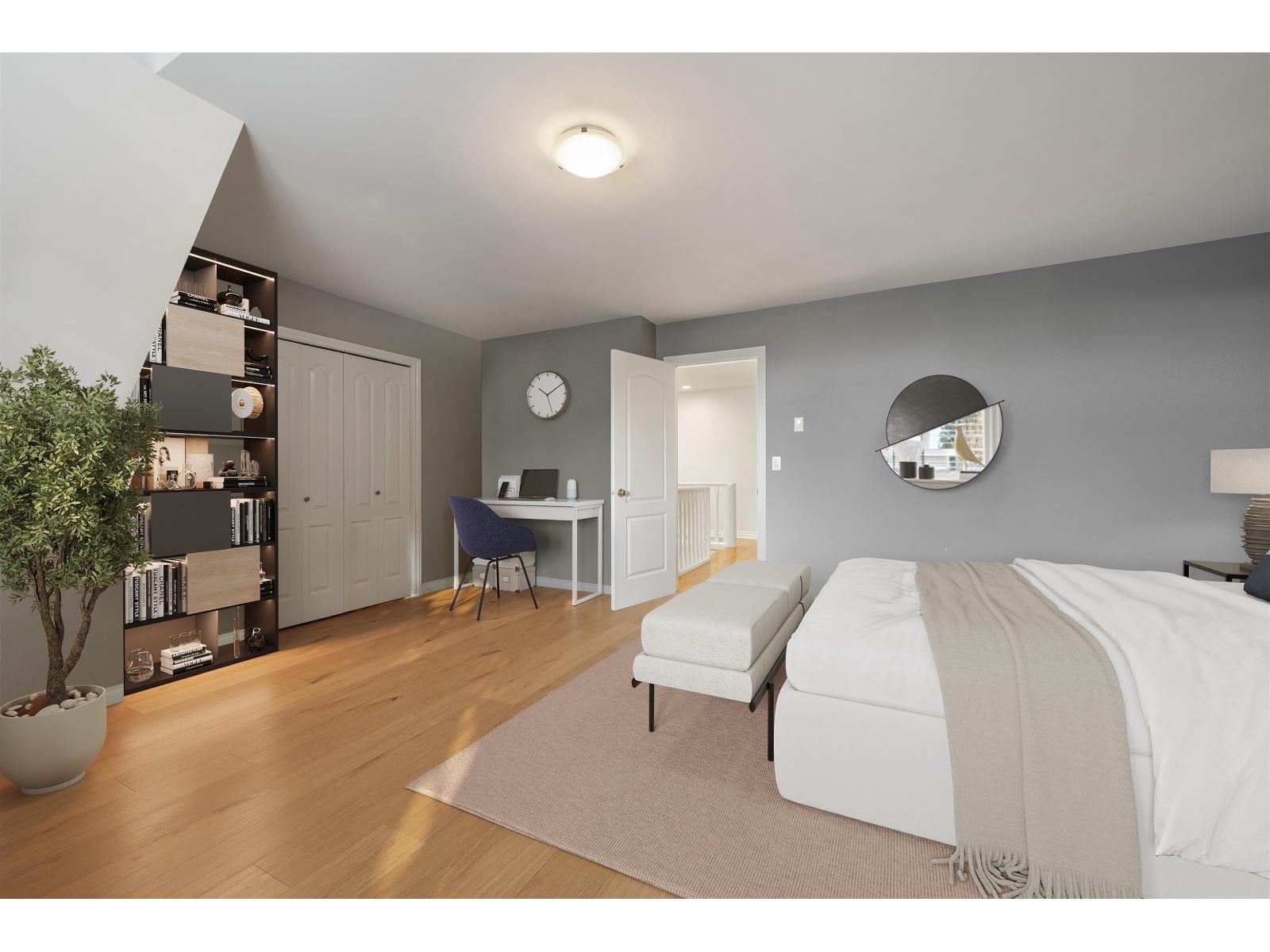 14027 BLACKBURN AVENUE, White Rock