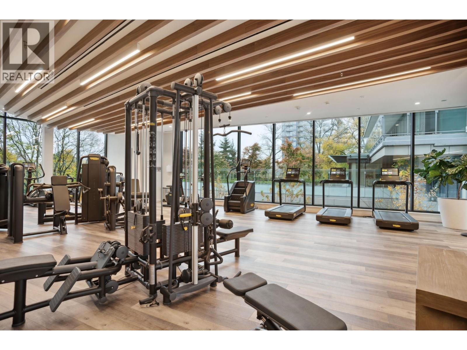 413 6811 PEARSON WAY