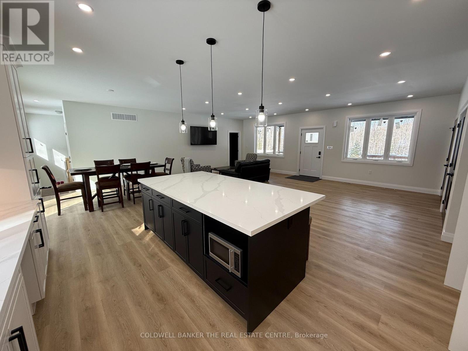 16 MILLIES WAY - Photo 3 of 14, Armour, Ontario