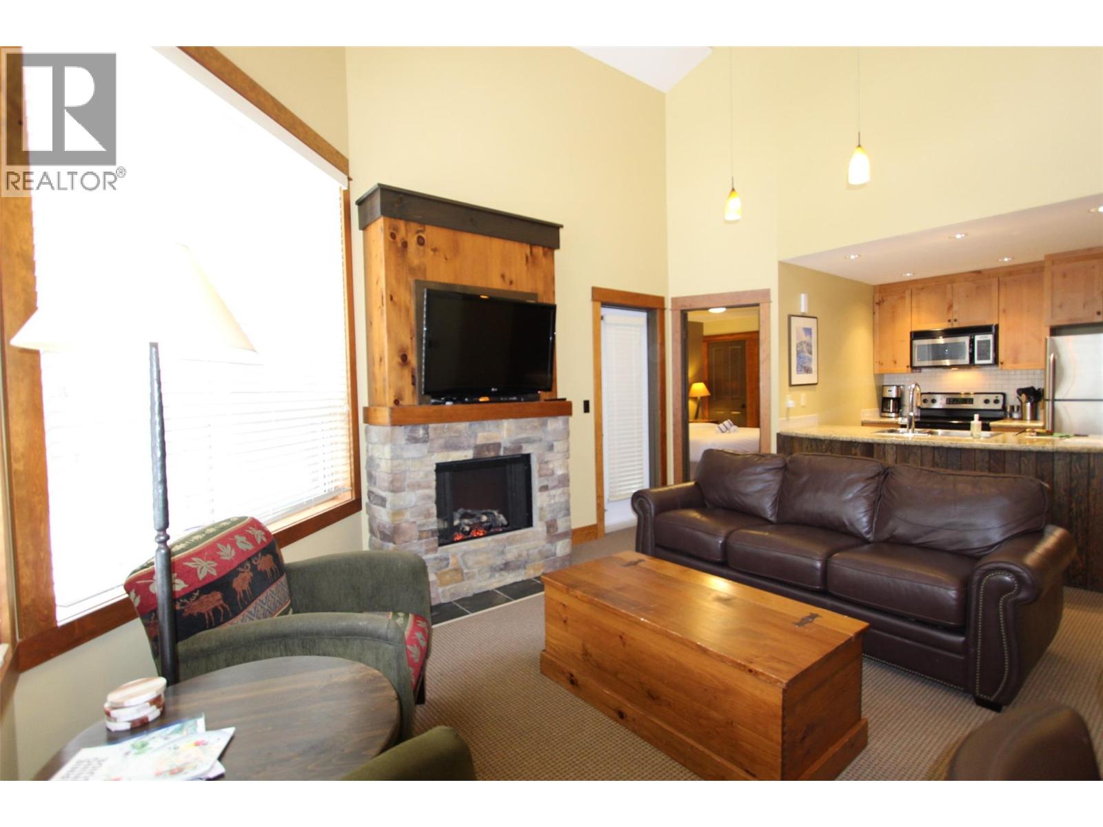 4559 TIMBERLINE Crescent Unit# 645D, Fernie