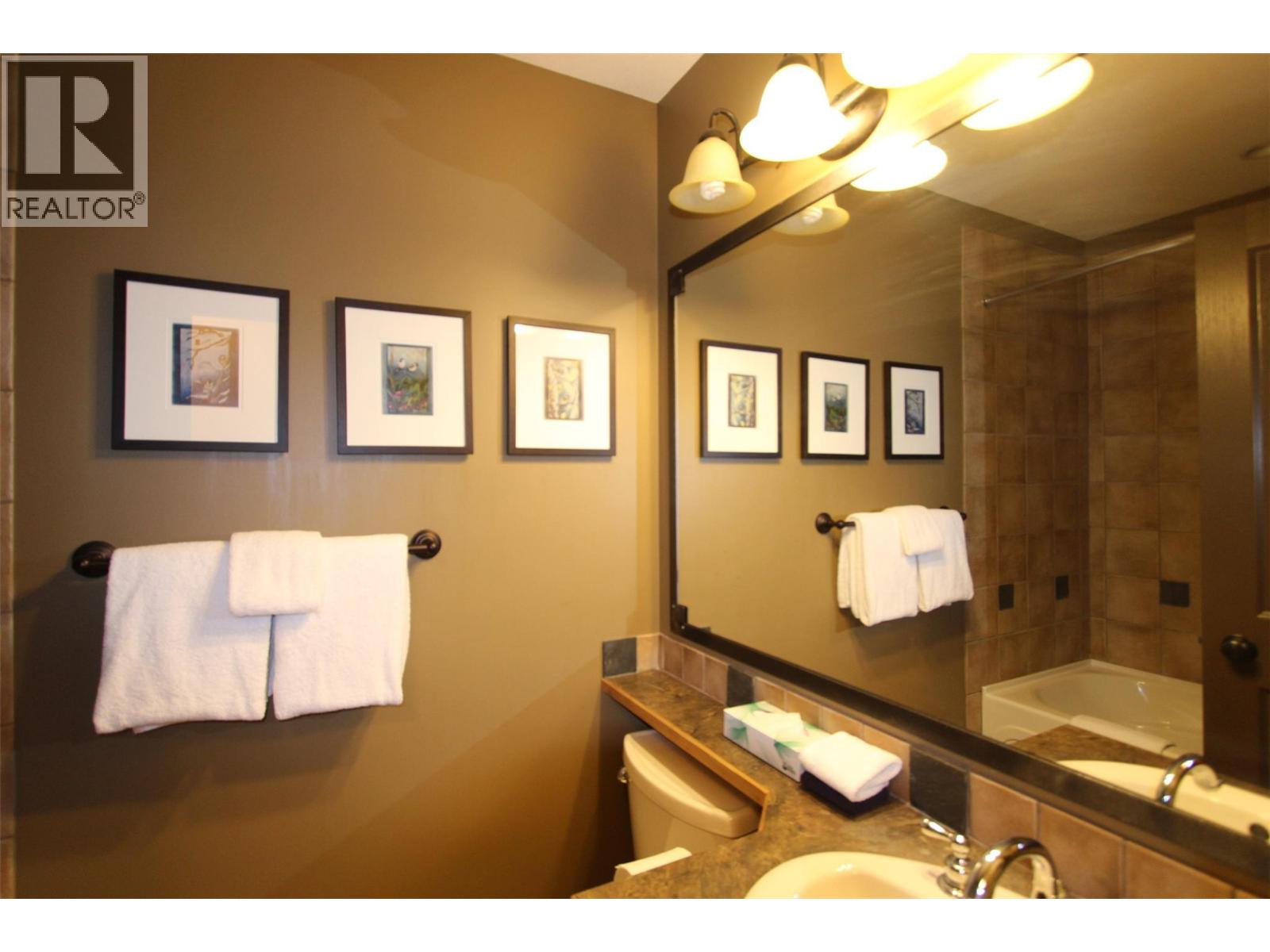 4559 TIMBERLINE Crescent Unit# 645D, Fernie